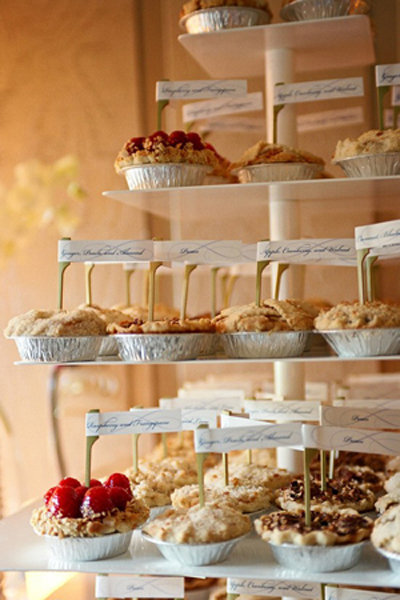 pie tower wedding