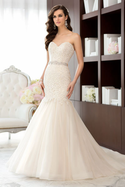 Top Wedding Gowns of 2013 | BridalGuide