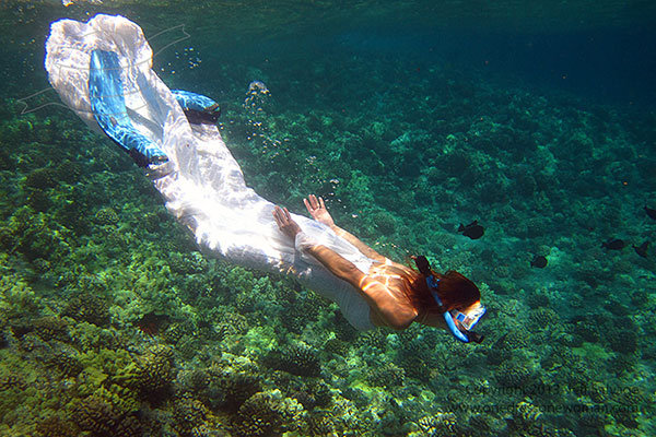 underwater wedding