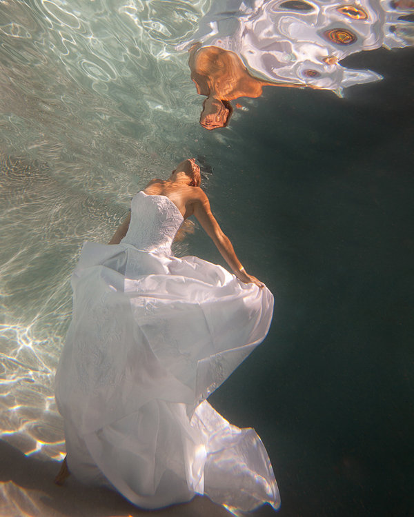 underwater trash the dress