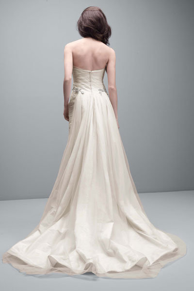 First Look: Stunning New Gowns From White by Vera Wang | BridalGuide