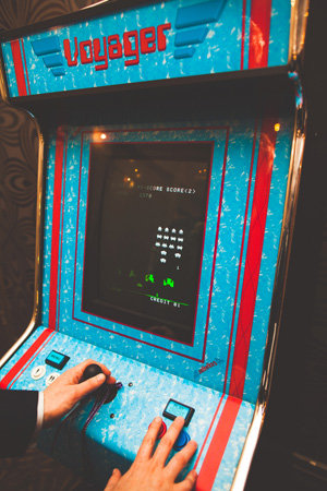 voyager arcade game