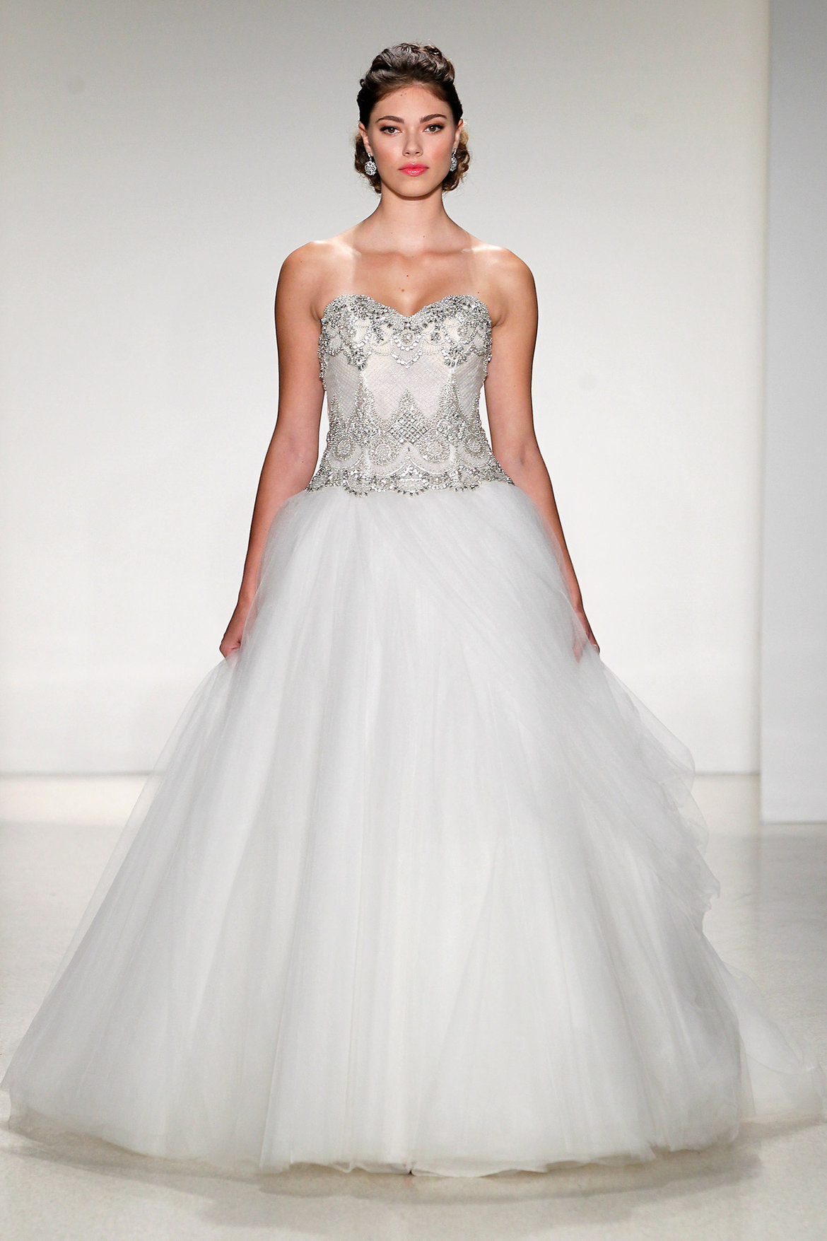 anne barge wedding gown