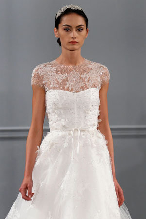 Backstage Beauty: Monique Lhuillier | BridalGuide