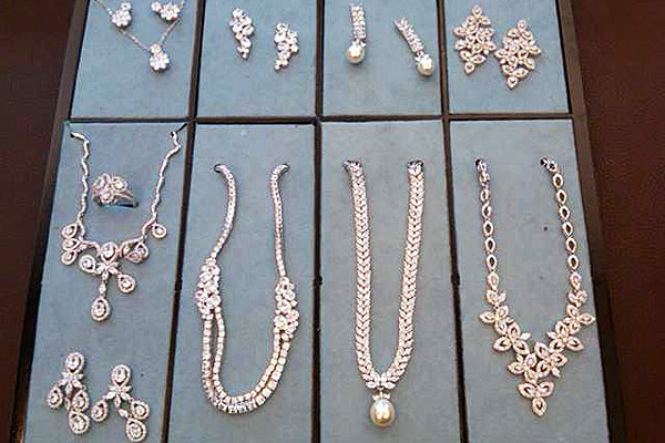 david tutera embellish crystal collection
