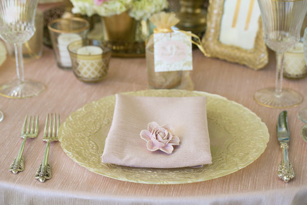 vintage gold and blush wedding color palette