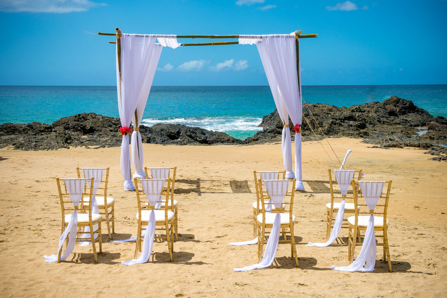 beach wedding