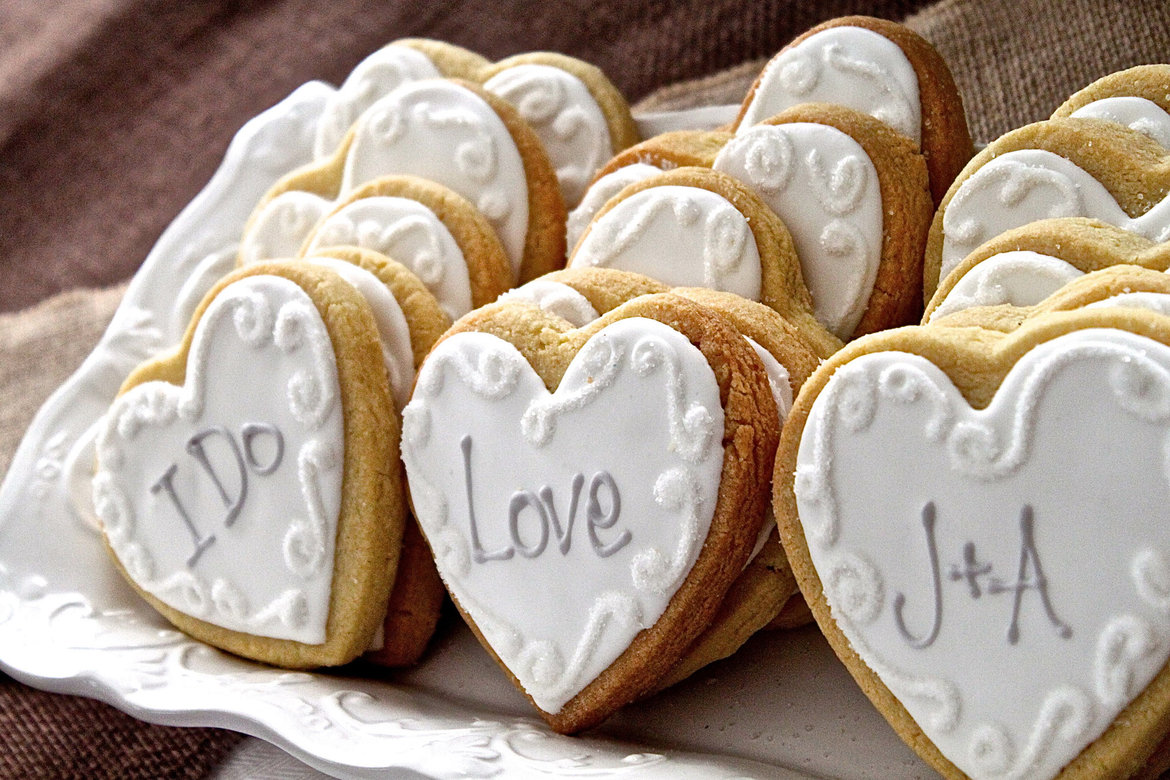 personalized wedding cookies