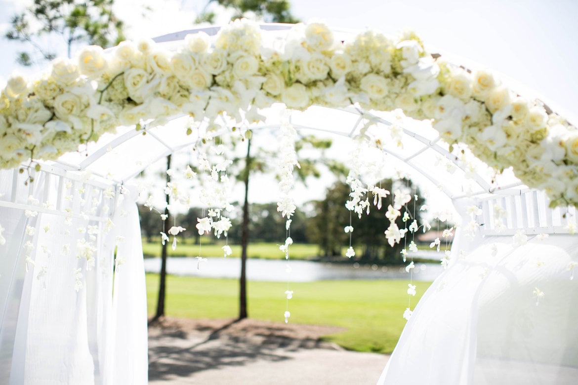 wedding ceremony arch