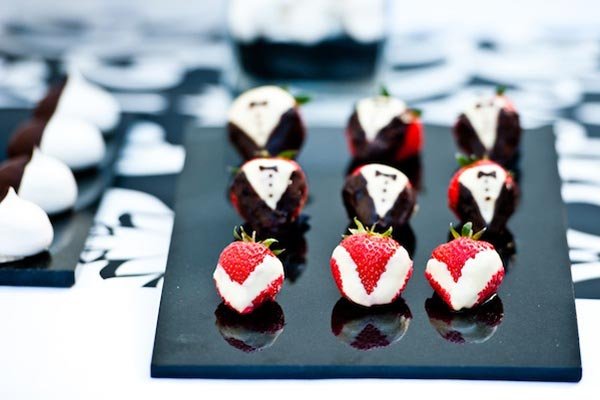 wedding dessert table