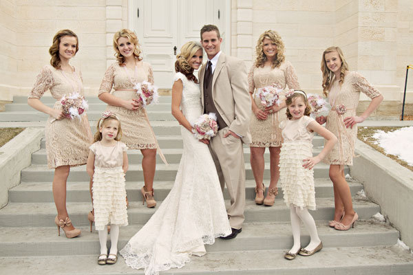 flower girl with bride