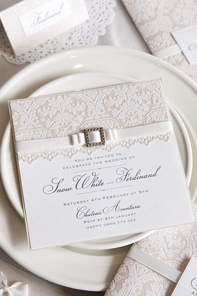 wedding invitations 