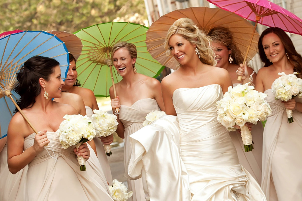 bridesmaids with parasols