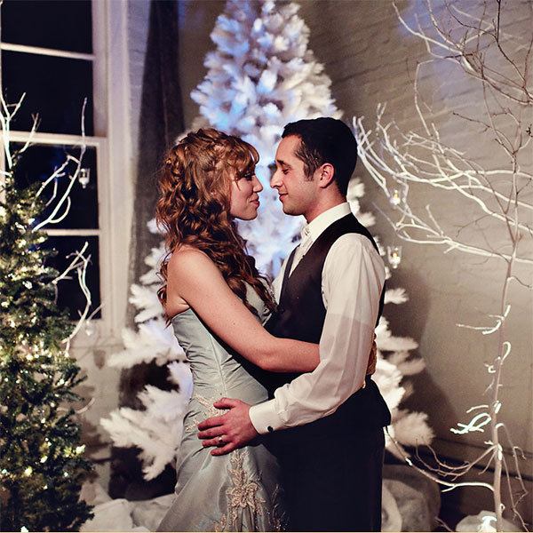 winter wedding photo booth