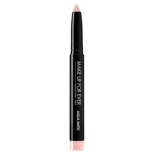 21 Beauty Products For Long Lasting Wedding Makeup Bridalguide Bright Eyes