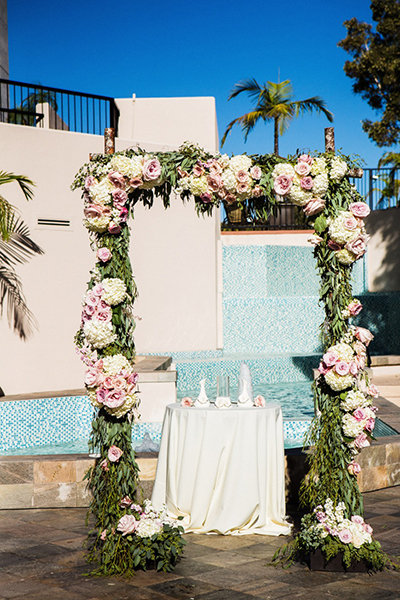 Cheery Ceremony Décor