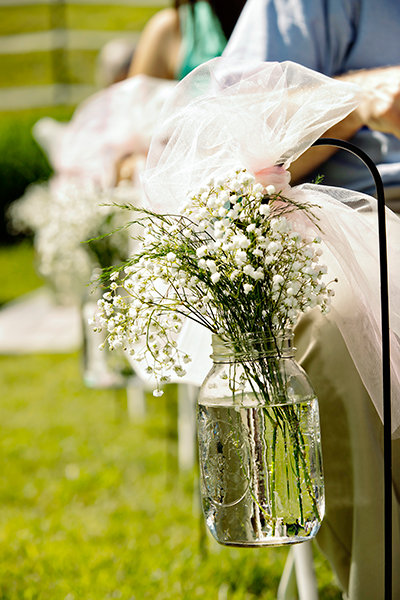 Cheery Ceremony Décor