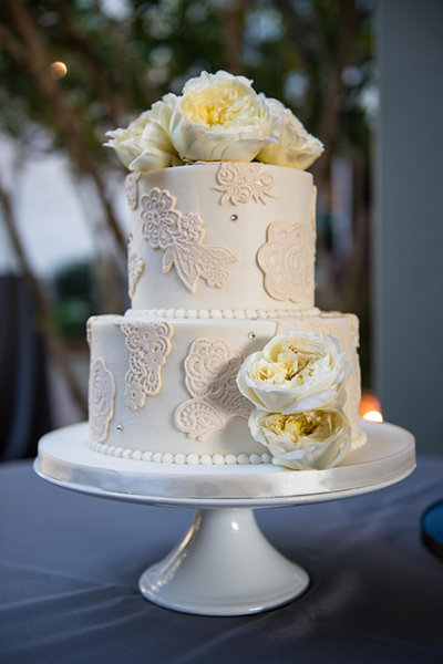 All-White With a Twist All-White With a Twist