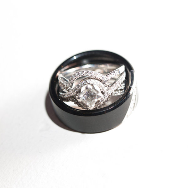 Intricately-Shaped Ring Intricately-Shaped Ring