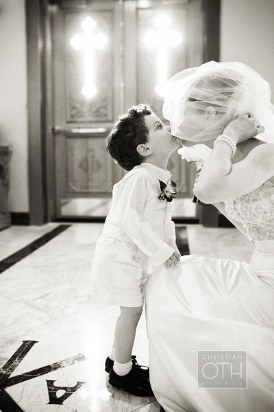 A sweet nuzzle before the ceremony