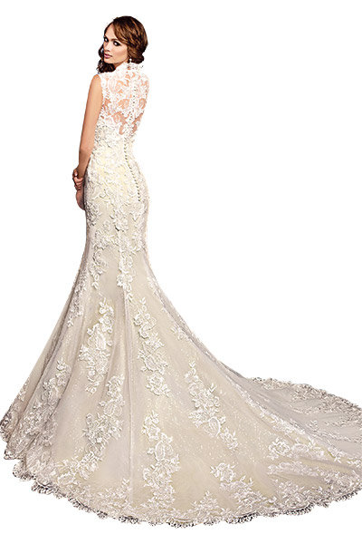 intricate lace wedding dress