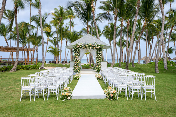 Dreams Resorts & Spas Dreams Resorts & Spas