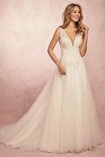 a line shape wedding dress