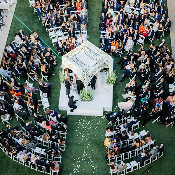 Surrounding the Couple