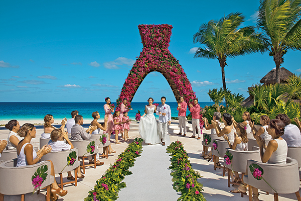 Dreams Resorts & Spas Dreams Resorts & Spas