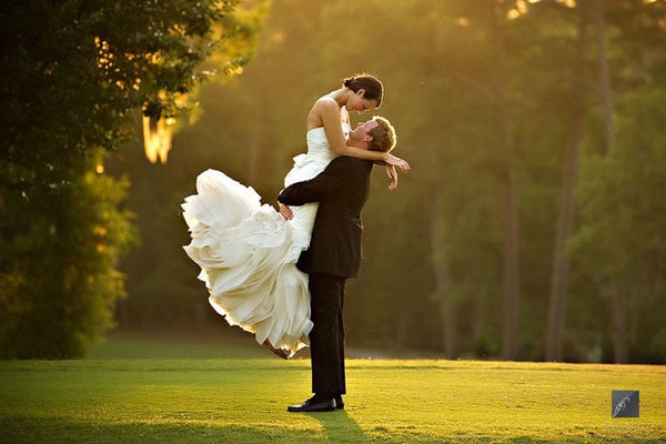 Bride And Groom Photoshoot Poses