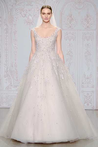 Necklines: Scoop Neck