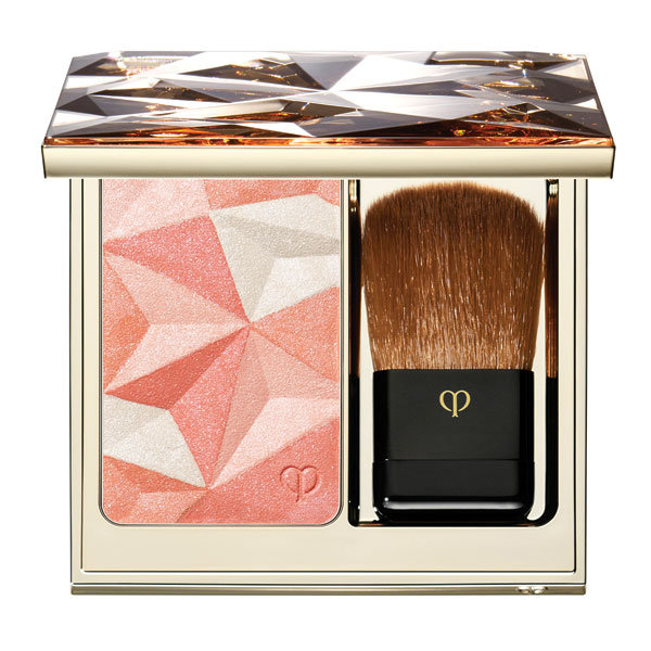 Cle De Peau Luminizing Face Enhancer Golden Apricot