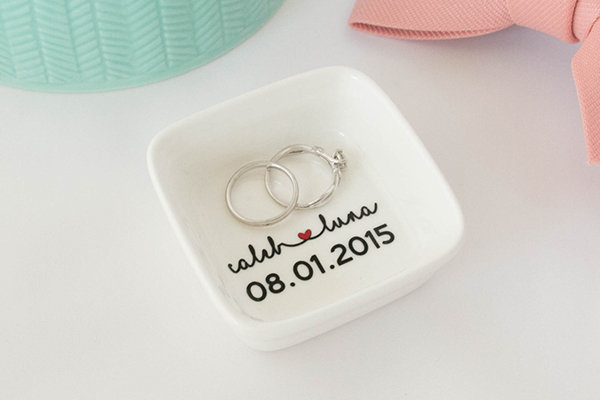 beautiful wedding presents