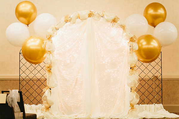 50 New Year S Eve Wedding Ideas Bridalguide