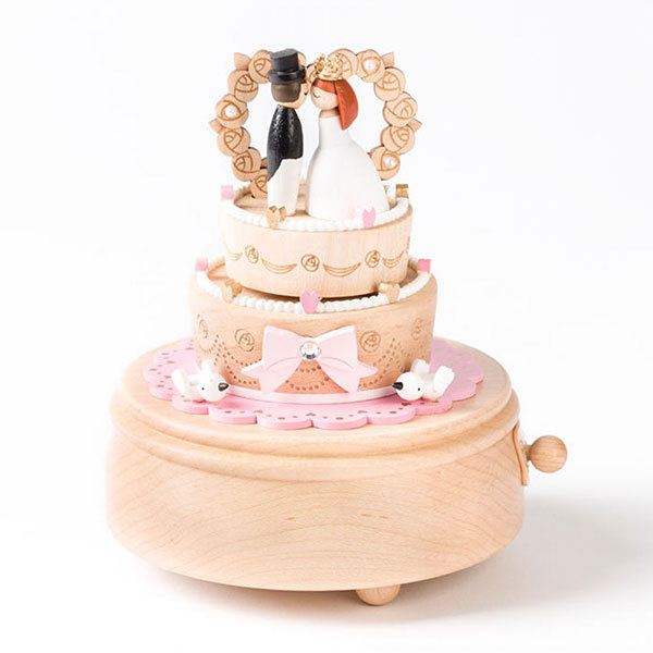 Thoughtful Gift Ideas for the Bride or Groom BridalGuide