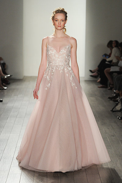 23 Romantic Gowns for a Valentine's Day Wedding | BridalGuide