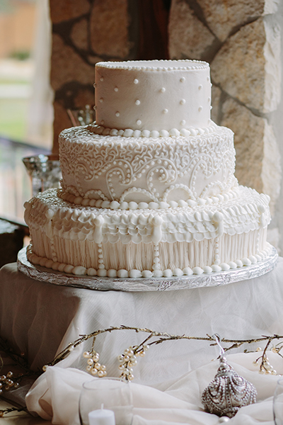 White Wedding Cake White Wedding Cake
