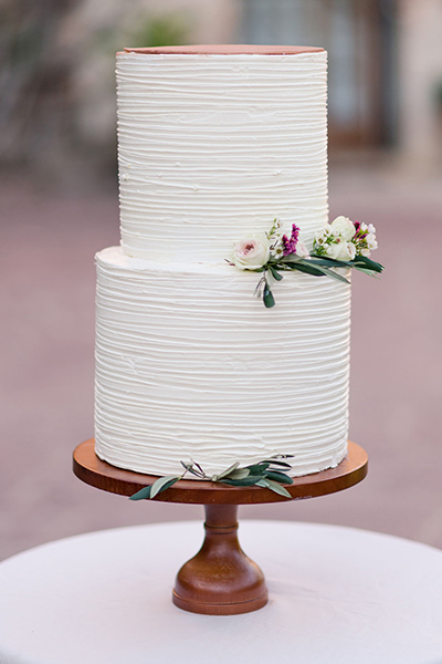 White Wedding Cake White Wedding Cake