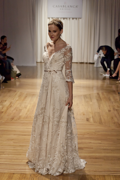 Beloved By Casablanca Bridal Delicate Waist Bow