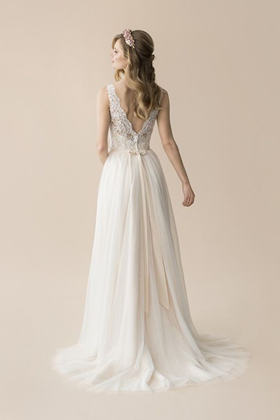 Moonlight Bridal Dainty Back Bow