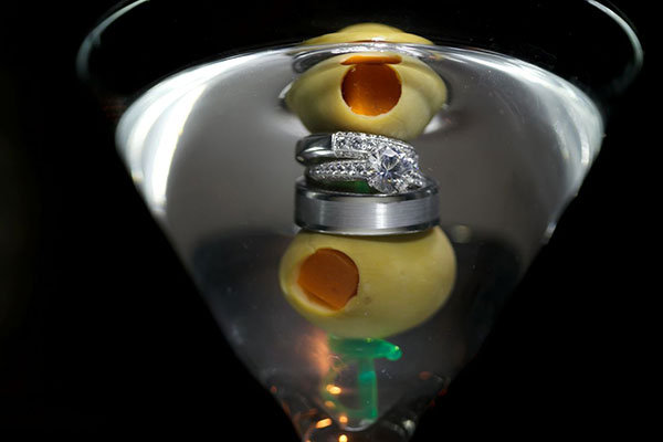 Solitaire Engagement Ring & Wedding Bands Solitaire Engagement Ring & Wedding Bands
