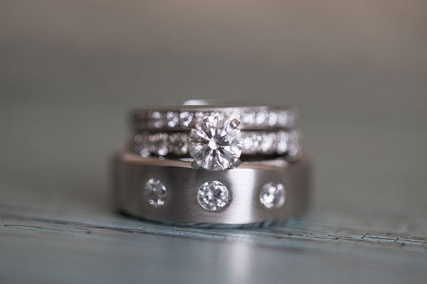 Solitaire Engagement Ring & Wedding Bands Solitaire Engagement Ring & Wedding Bands