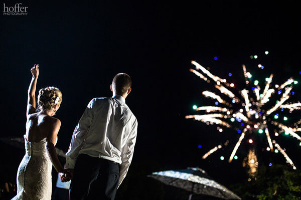 Crowd-Pleasing Entertainment Crowd-Pleasing Entertainment