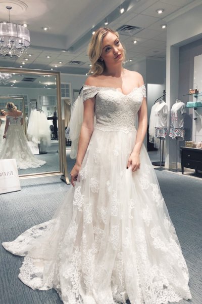 How I Stayed Body Positive While Wedding Dress Shopping