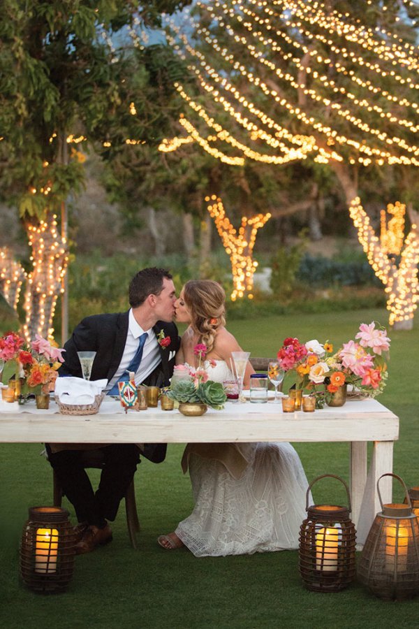 bride and groom sweetheart table