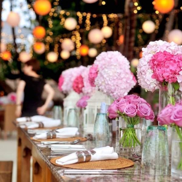 Pink wedding centerpieces