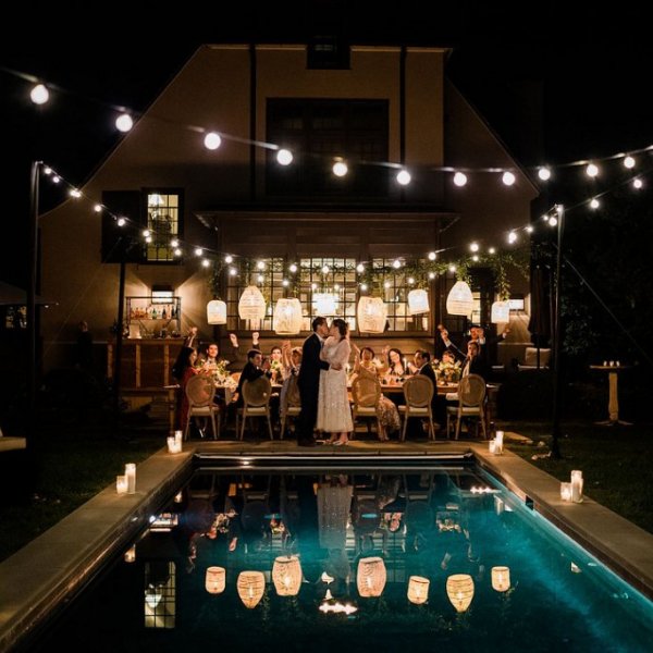 outdoor wedding lighting