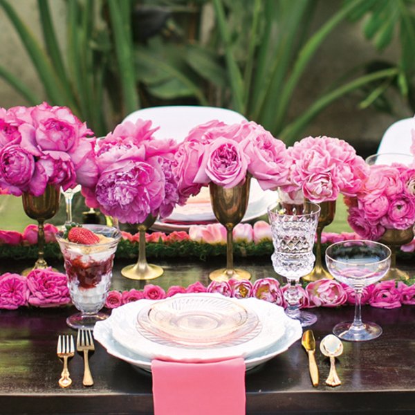 pink ombre wedding centerpiece flowers 