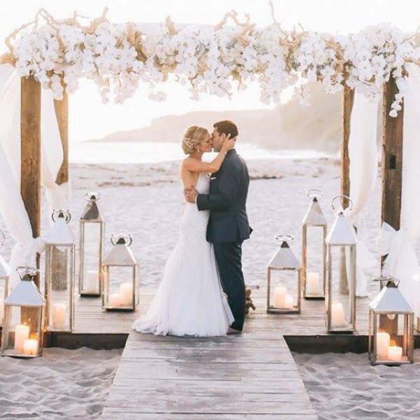 beach wedding