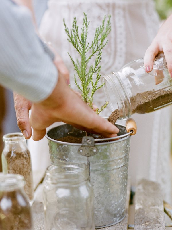 A Rustic Romance: Paige & Geoff in Oxnard, CA A Rustic Romance: Paige & Geoff in Oxnard, CA